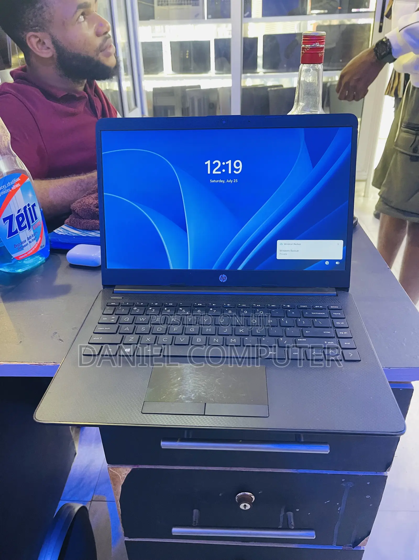 Laptop HP 14-dq1025cl 12GB AMD HDD 500GB
