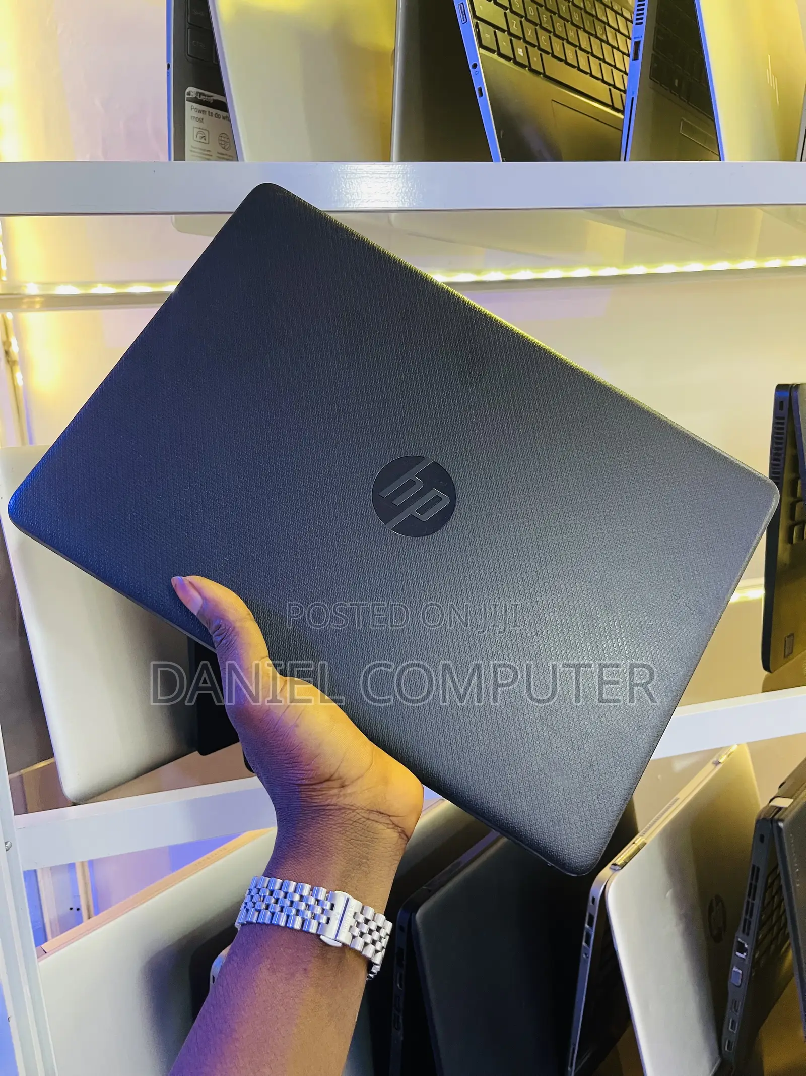 Laptop HP 14-dq1025cl 12GB AMD HDD 500GB