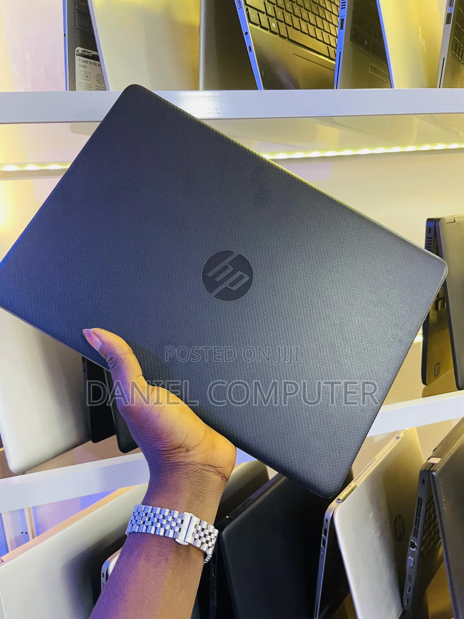 Laptop HP 14-dq1025cl 12GB AMD HDD 500GB