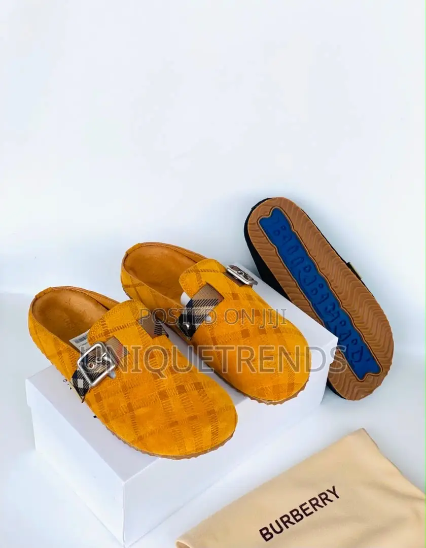 Original BURBERRY Urchin Clogs