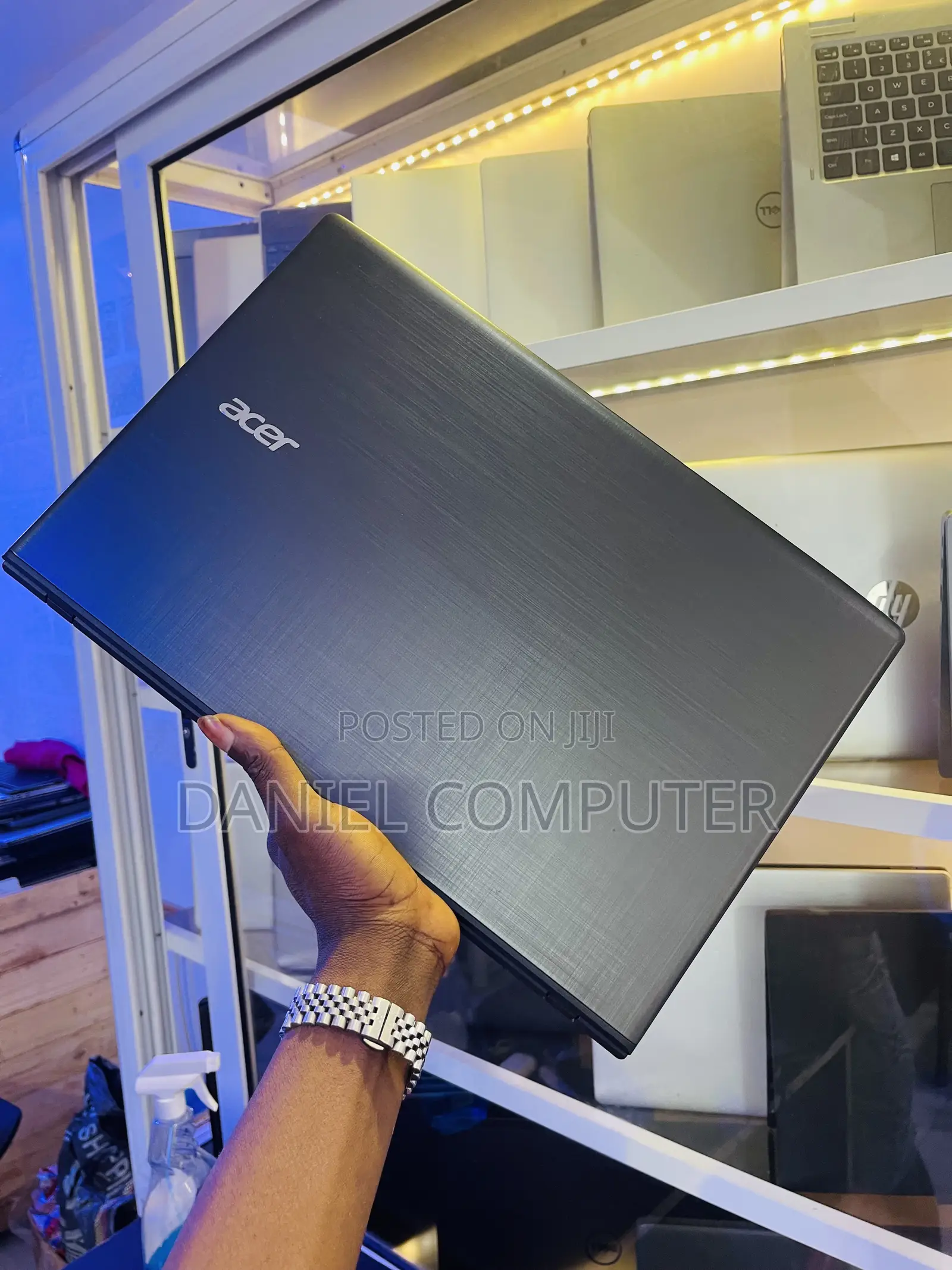 Laptop Acer Aspire 5 8GB AMD A10 HDD 750GB