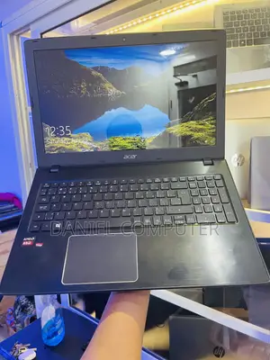 Laptop Acer Aspire 5 8GB AMD A10 HDD 750GB