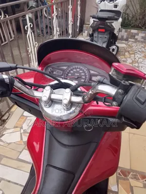Honda 2021 Red