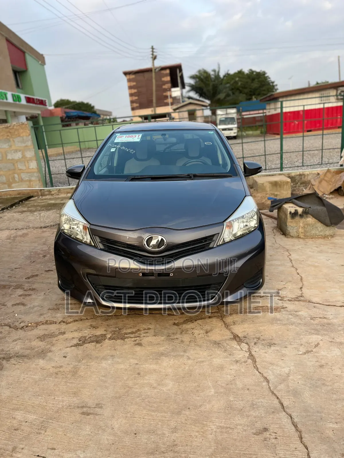 Toyota Vitz 2013 Gray