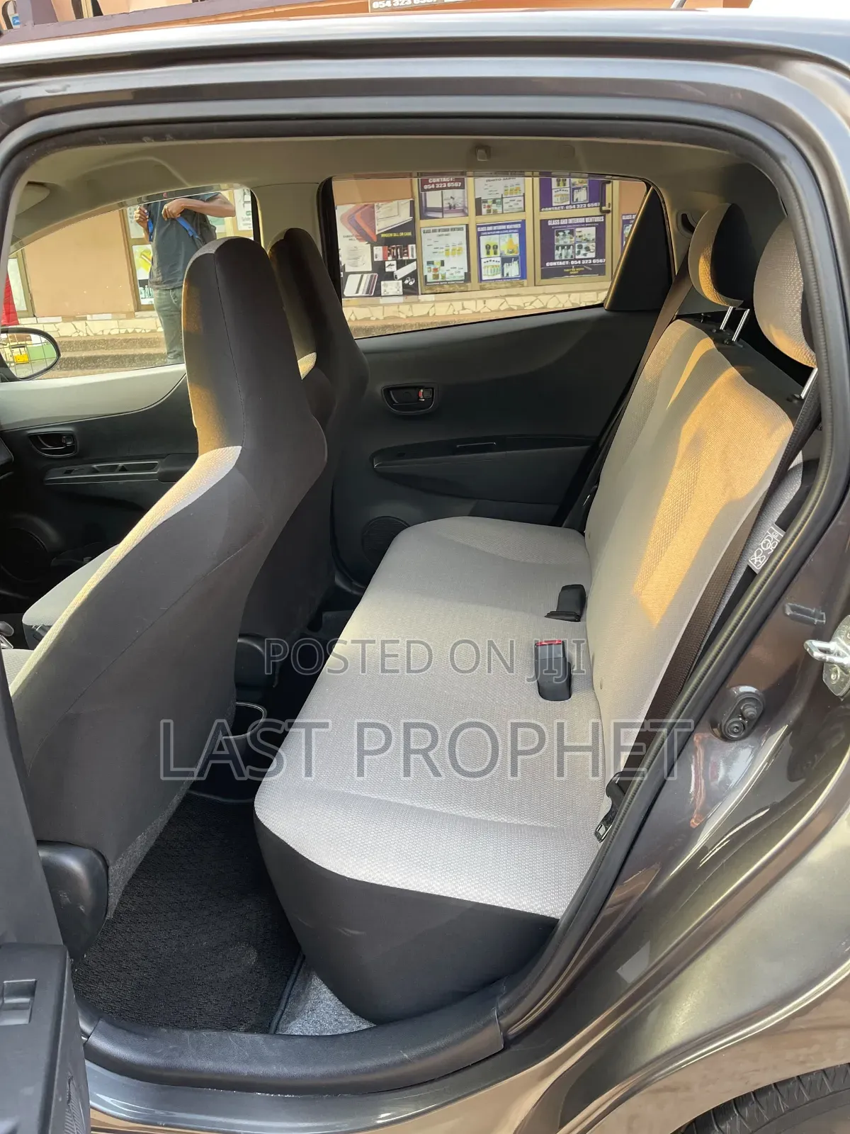 Toyota Vitz 2013 Gray