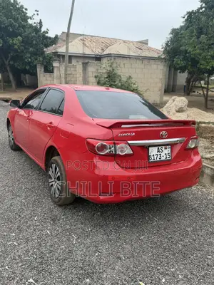 Toyota Corolla S 4dr Sedan (1.8L 4cyl 4A) 2013 Red