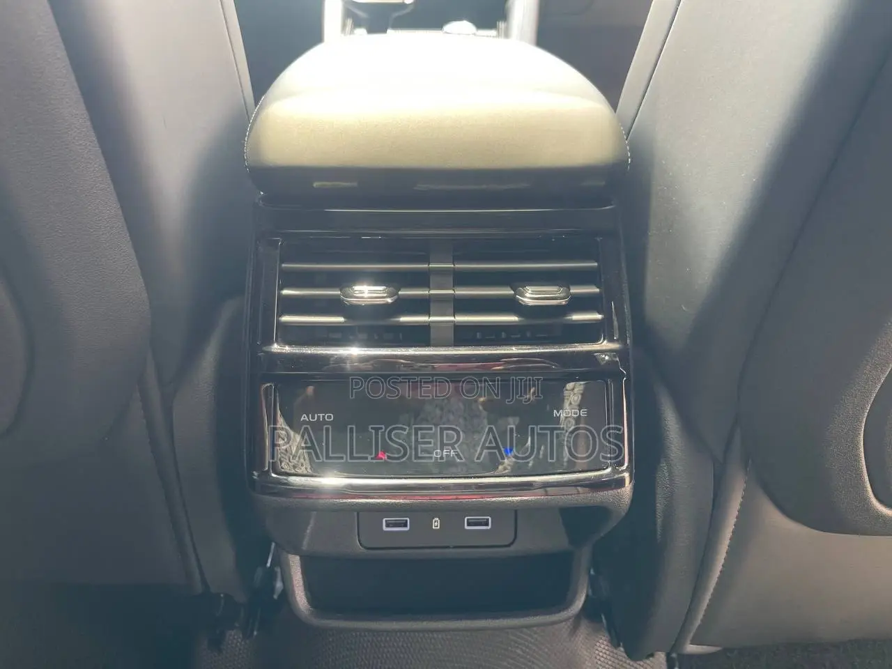 Geely Monjaro Luxury 2023 Silver