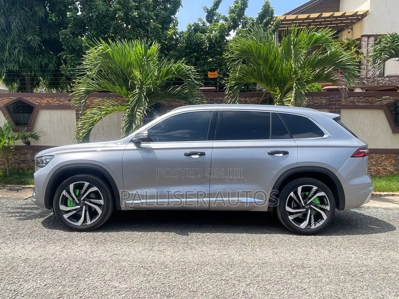 Geely Monjaro Luxury 2023 Silver