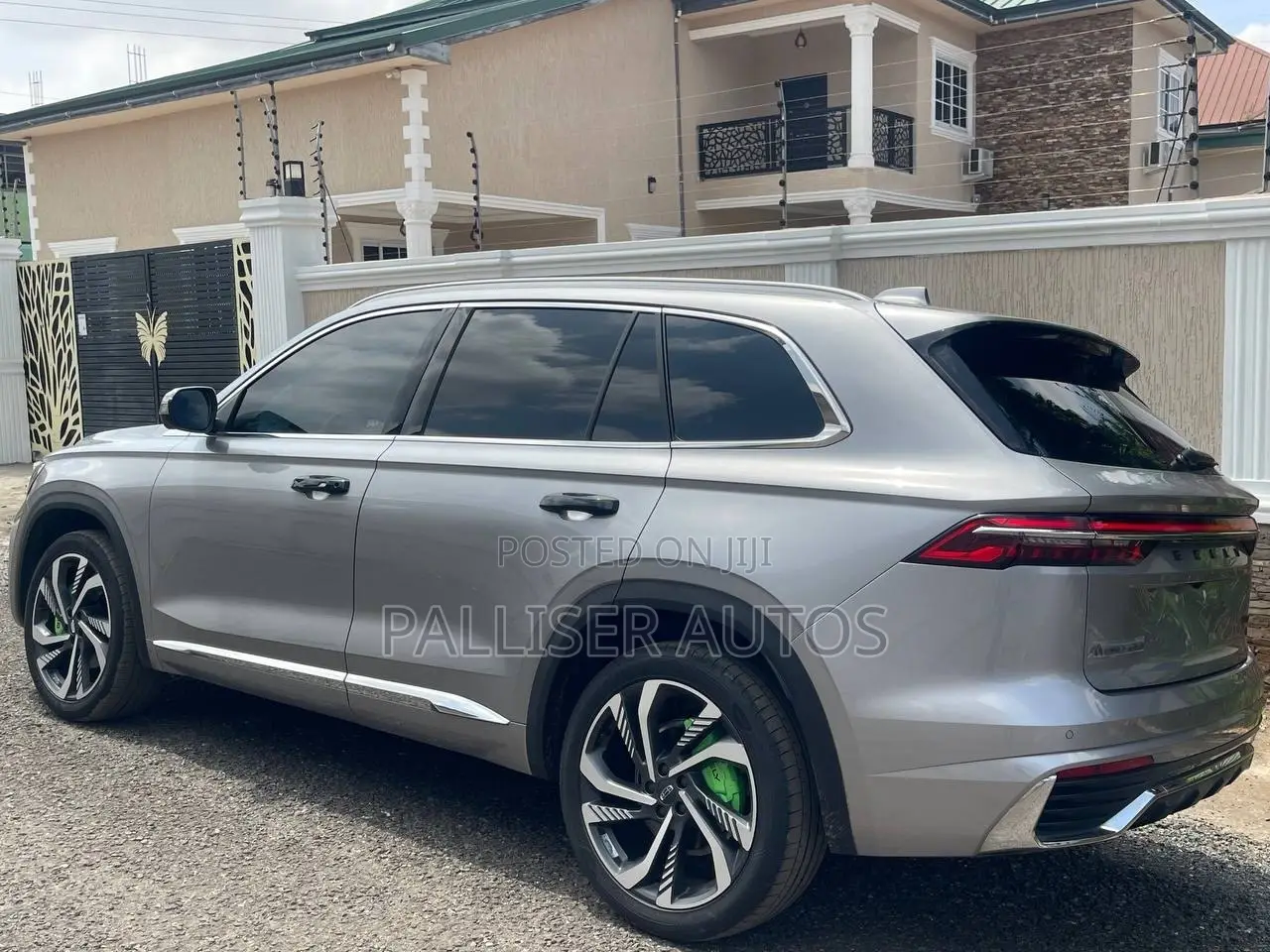 Geely Monjaro Luxury 2023 Silver