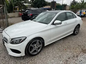 Mercedes-Benz C300 2017 White
