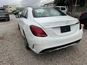 Mercedes-Benz C300 2017 White