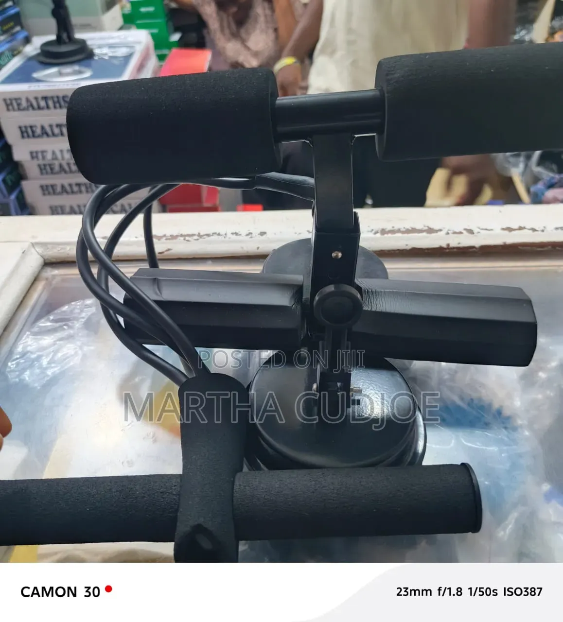 Suction Sit Up Bar