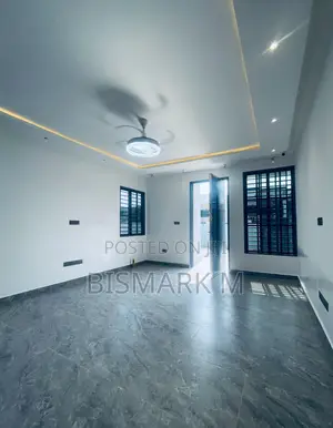3bdrm House in Lakeside Estate, Ashaley Botwe for sale