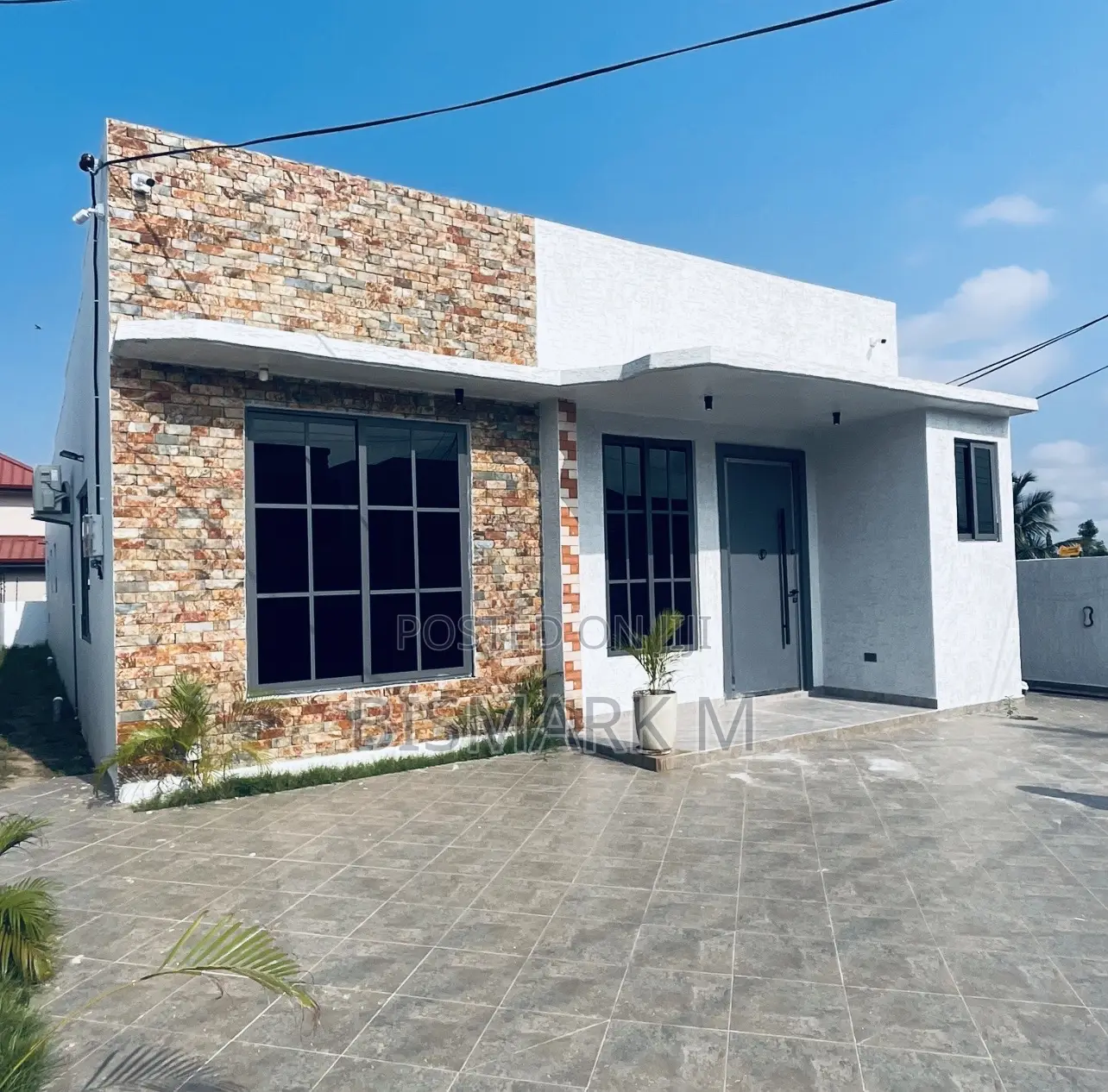 3bdrm House in Lakeside Estate, Ashaley Botwe for sale
