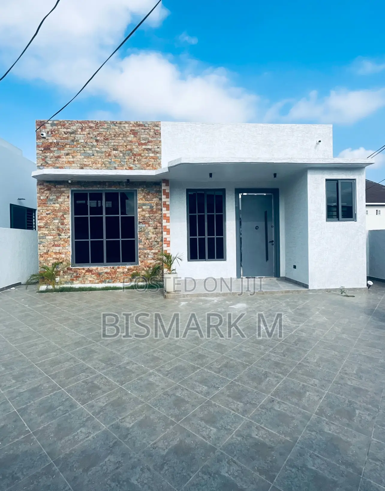 3bdrm House in Lakeside Estate, Ashaley Botwe for sale