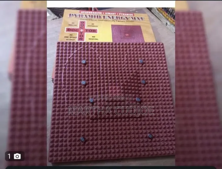 Pyramid Mat
