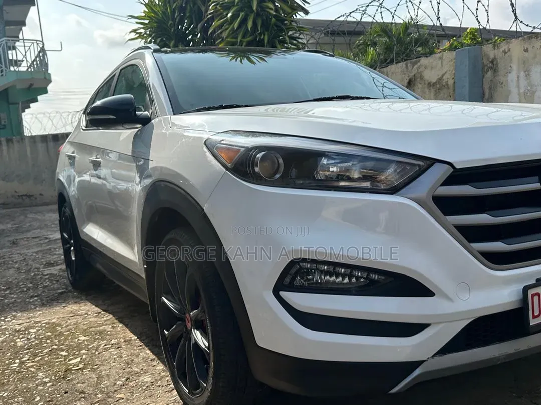 Hyundai Tucson 2017 White