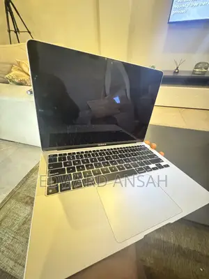 Laptop Apple MacBook Air 2020 8GB Apple M1 SSD 256GB