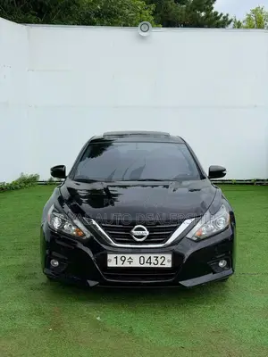 Nissan Altima 2017 Black
