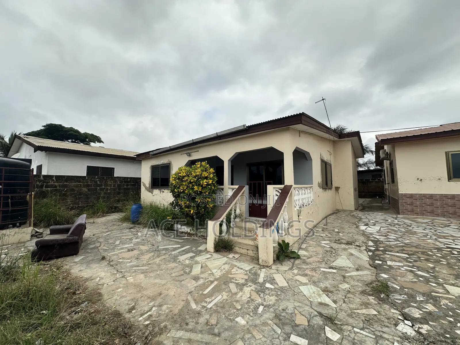 2bdrm House in Nanakrom, School Junction for rent