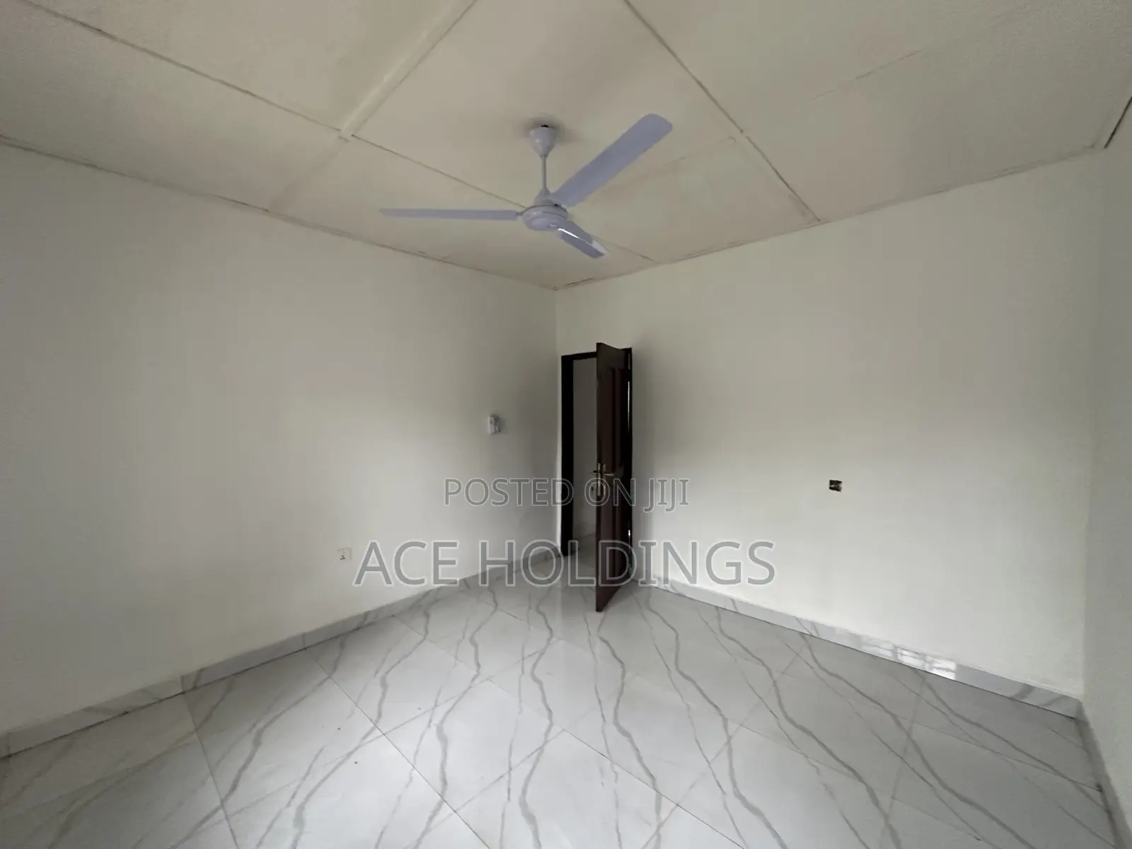 2bdrm House in Nanakrom, School Junction for rent