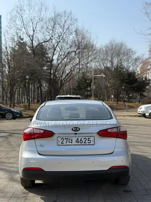 Kia K3 Base 2015 Gray