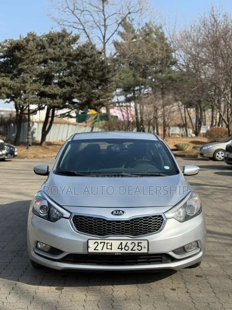 Kia K3 Base 2015 Gray