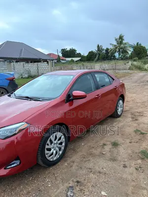 Toyota Corolla Le 2019 Red Home Used