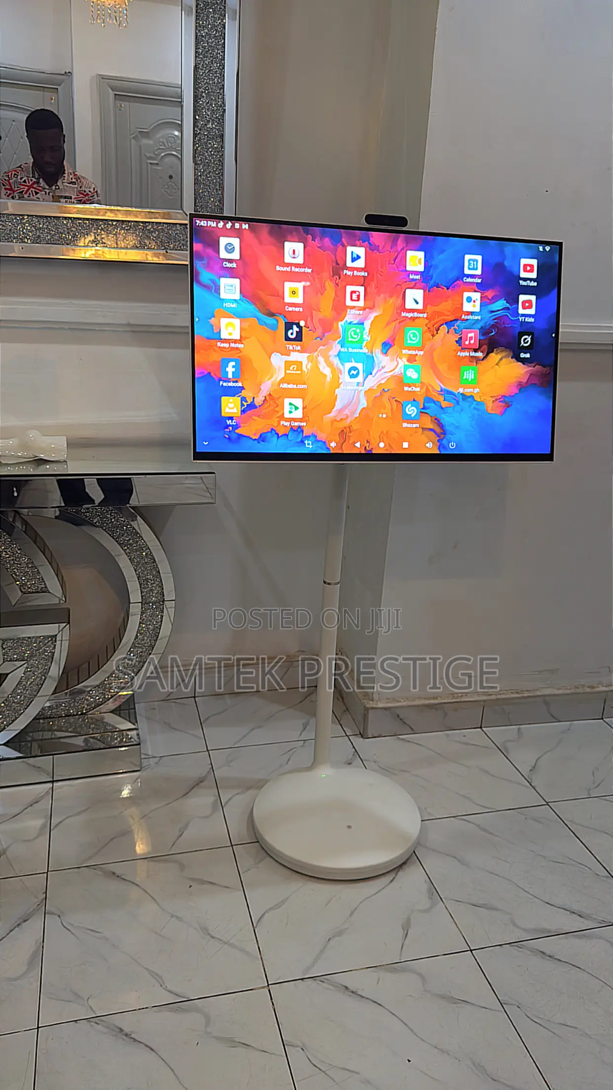 SamTek 32inch Rechargeable Stand by Me TV