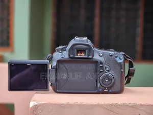 Canon 60D With Strap Belt