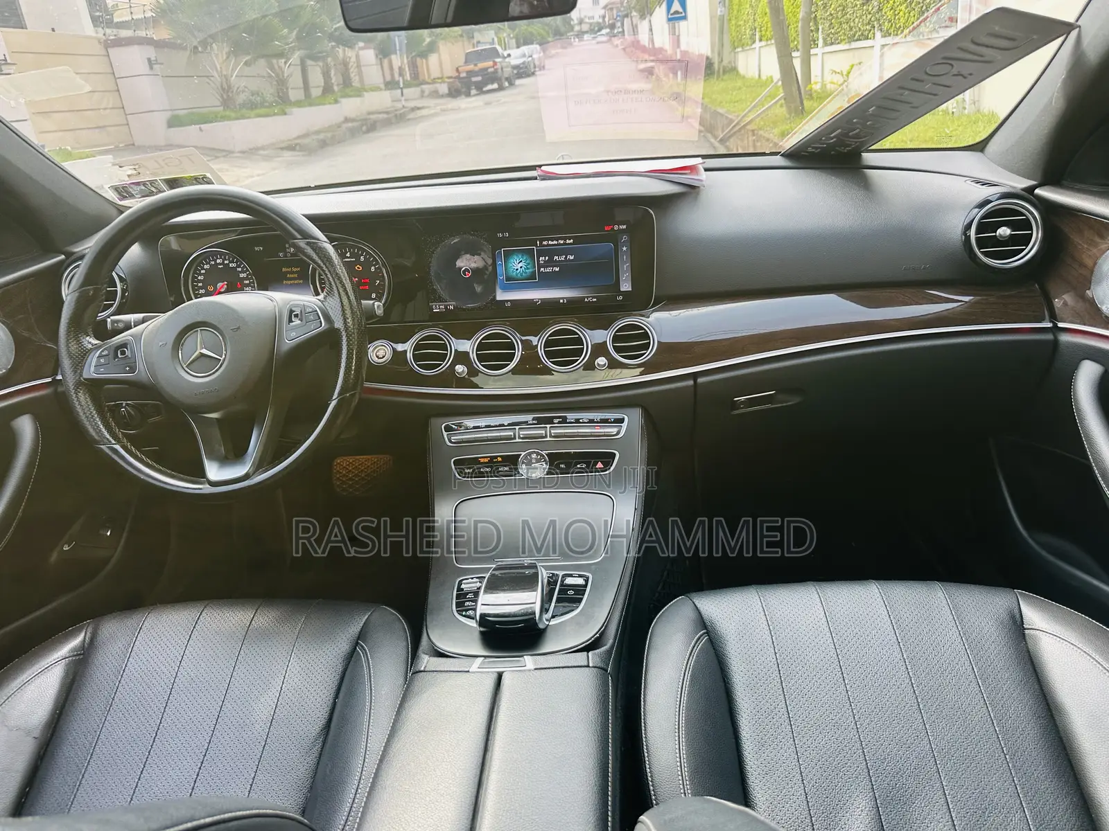 Mercedes-Benz E300 4Matic AWD Sedan (2.0L 4cyl 9A) 2017 Gray
