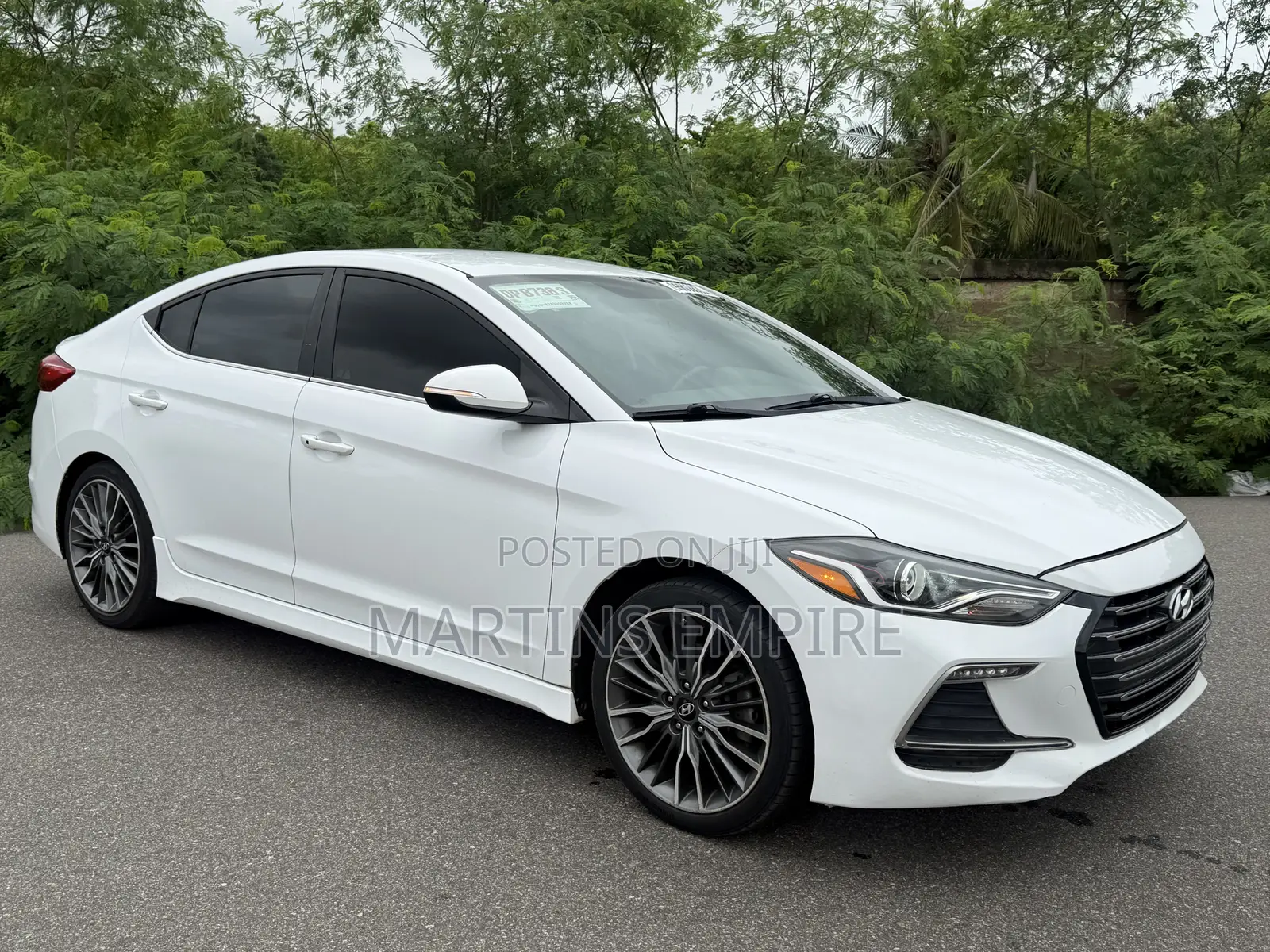 Hyundai Elantra Sport Sedan FWD (1.6L 4cyl 6M) 2017 Black