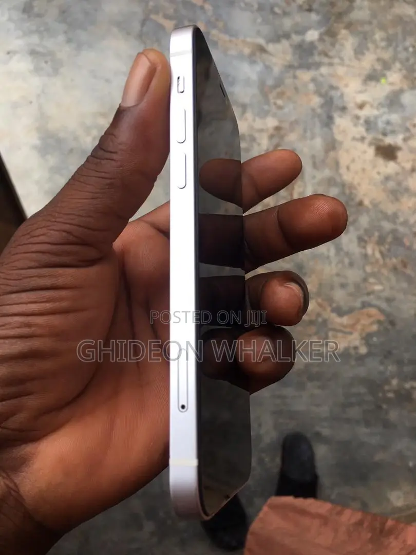 Apple iPhone 12 128 GB Gray