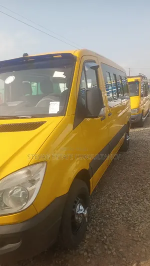Mercedes-Benz Sprinter 2005 Green