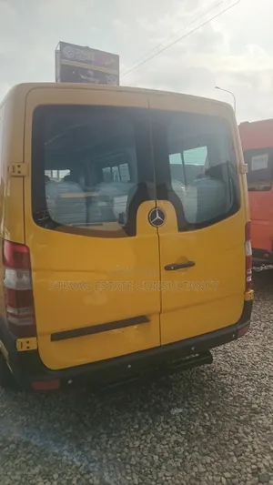 Mercedes-Benz Sprinter 2005 Green