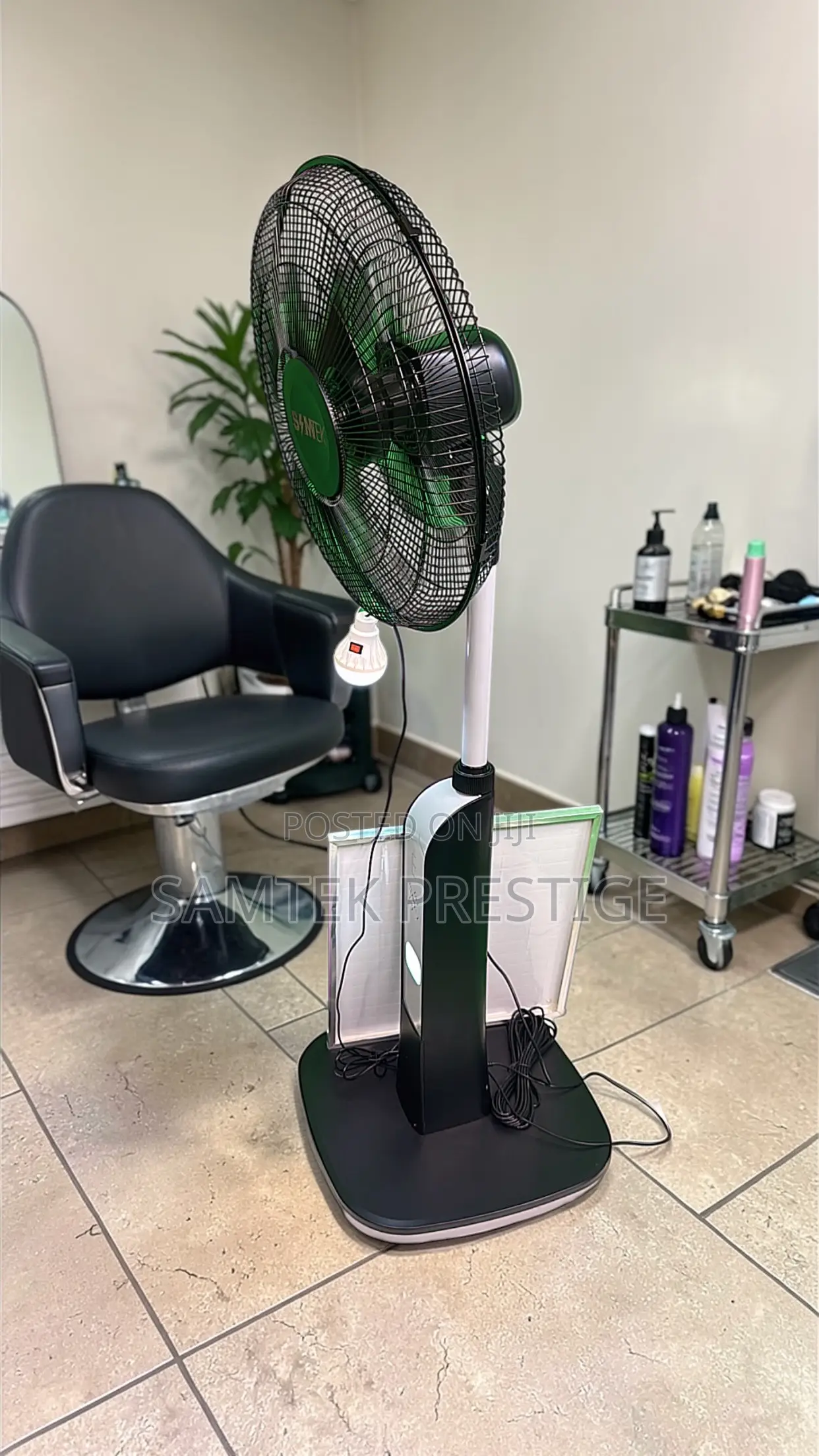 SamTek 18inch Rechargeable Solar Fan