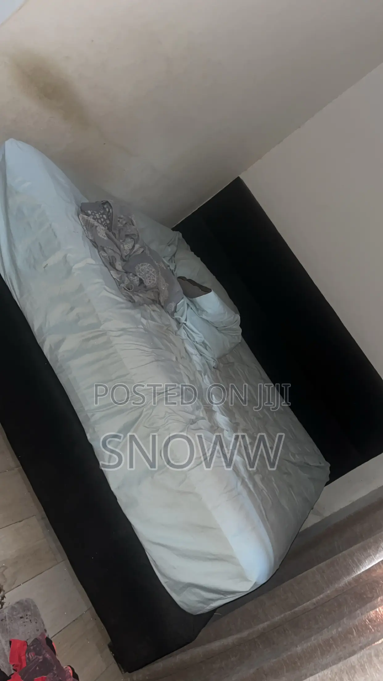 Furnitures