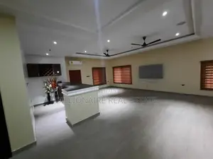 6bdrm Apartment in Aputuogya Abountem, Kumasi Metropolitan for sale