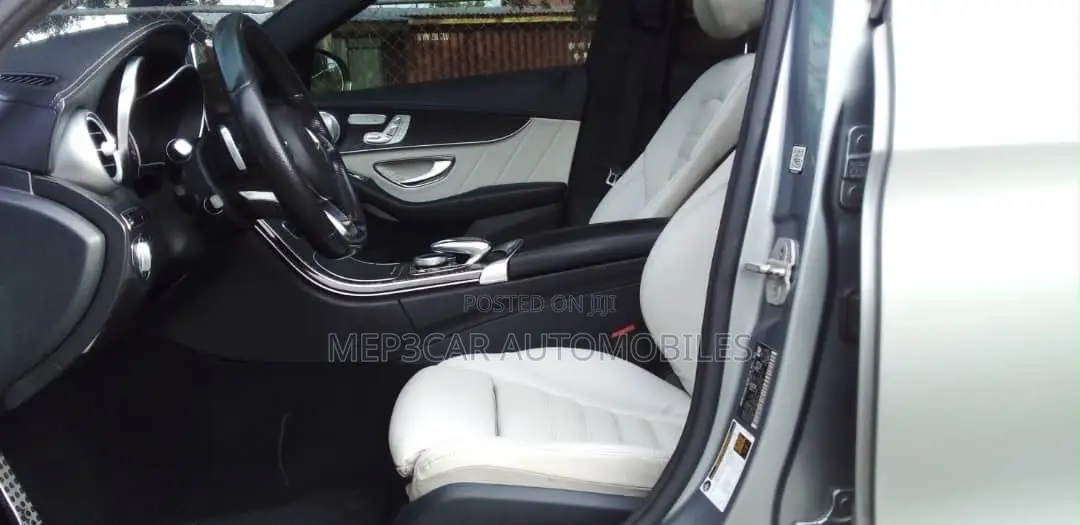 Mercedes-Benz C450 2018 Gray