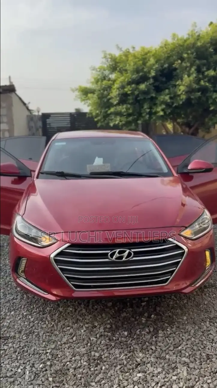 Hyundai Elantra 2017 Red