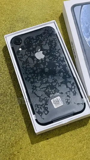 New Apple iPhone XR 128 GB Black