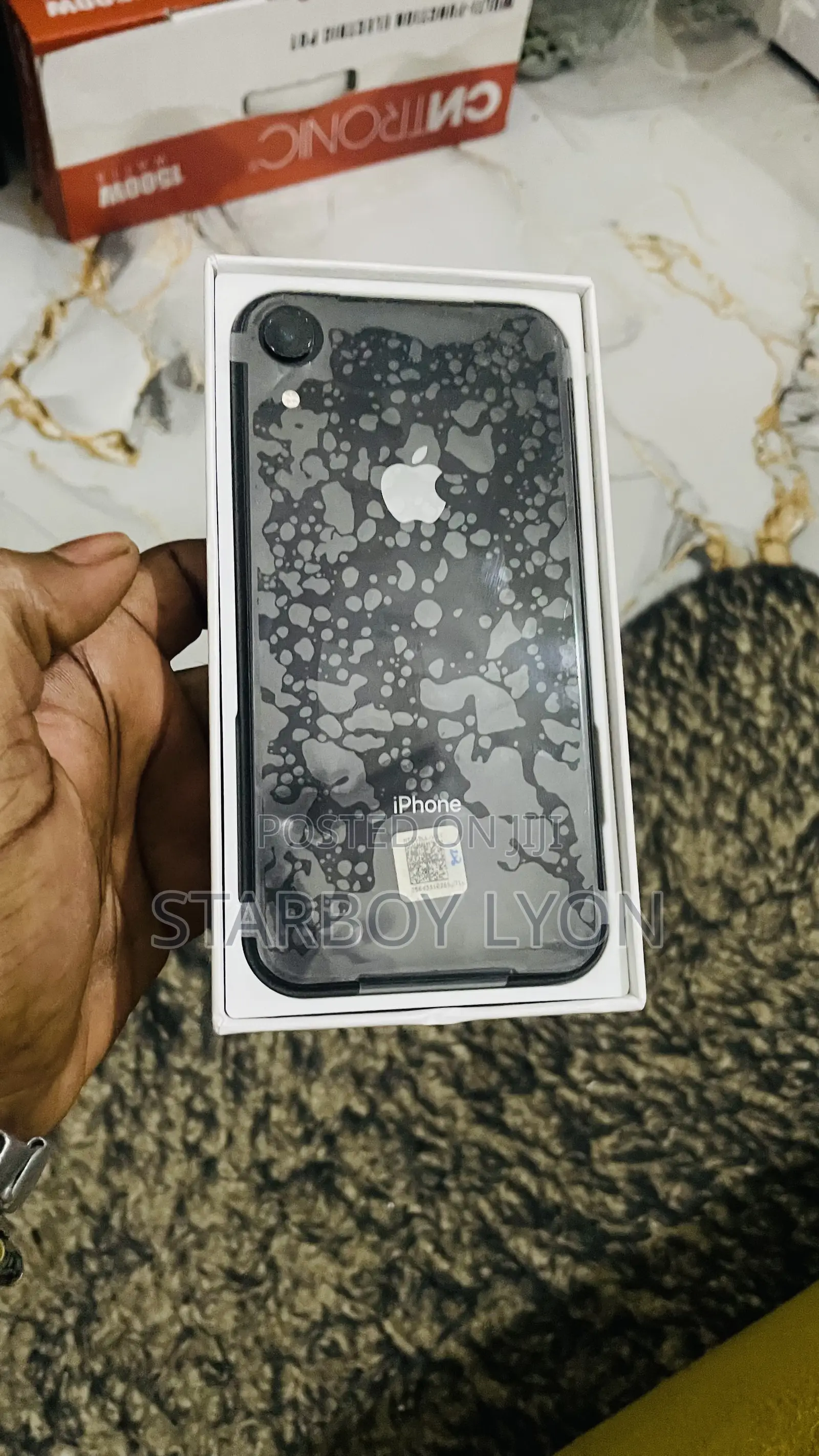 New Apple iPhone XR 128 GB Black
