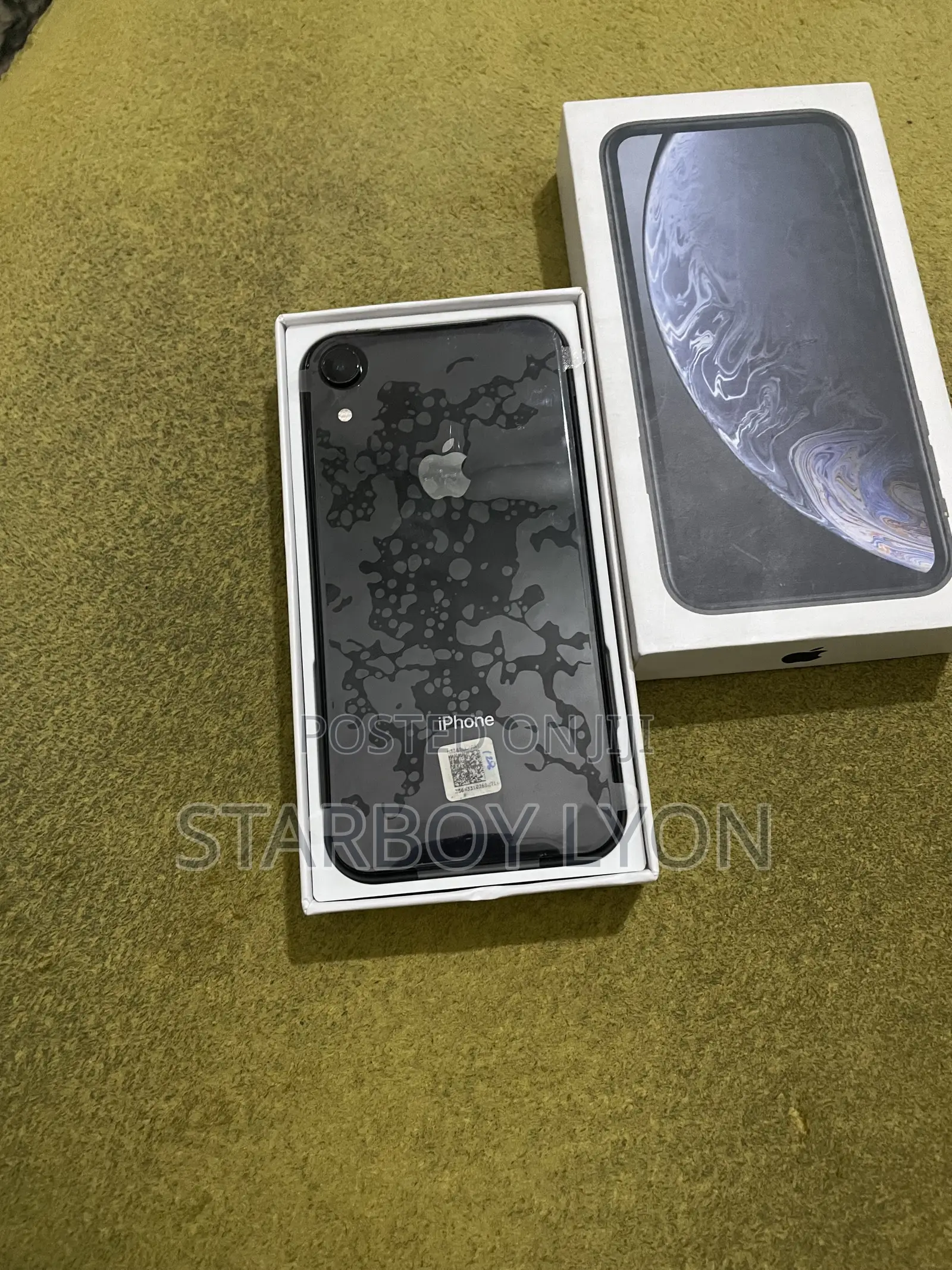 New Apple iPhone XR 128 GB Black