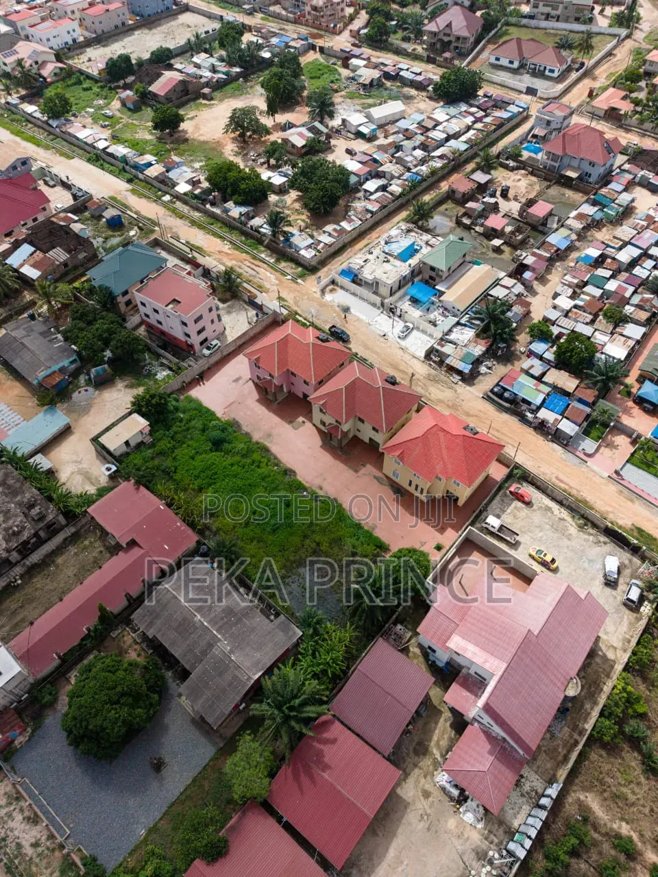4bdrm Apartment in Hybrid Estate, Baatsona Total for sale