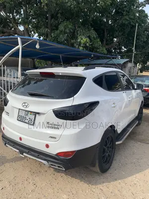 Hyundai Tucson Limited AWD 2013 White