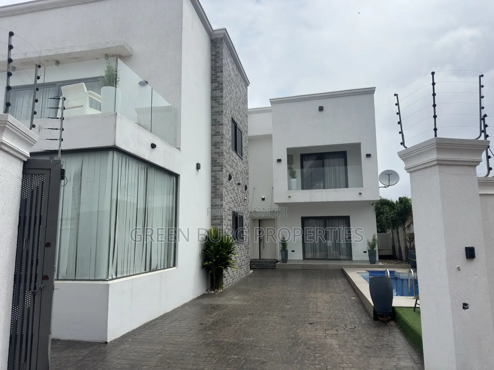 Furnished 4bdrm House in East Legon for rent