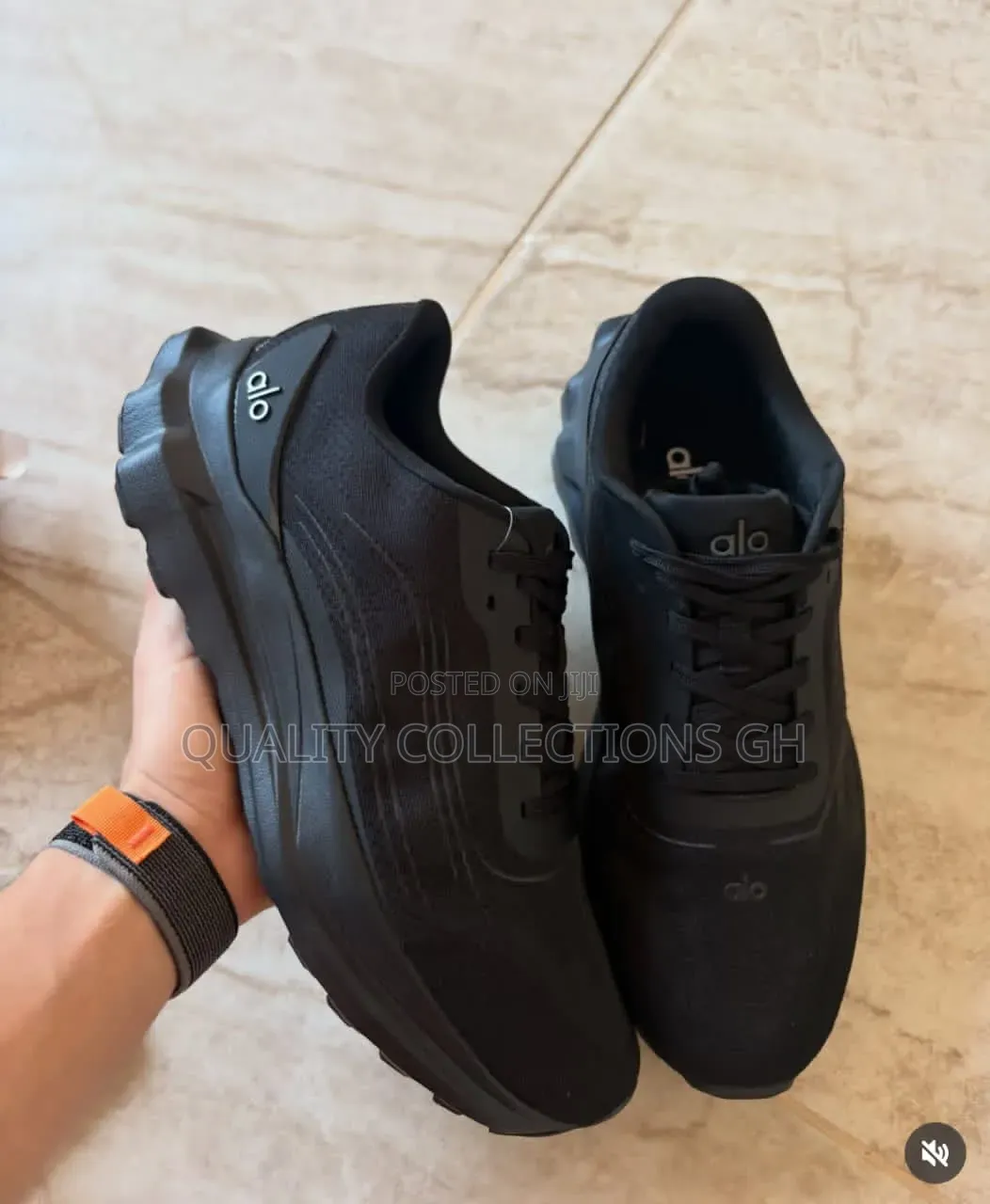 Authentic Alo Runner in Colours
