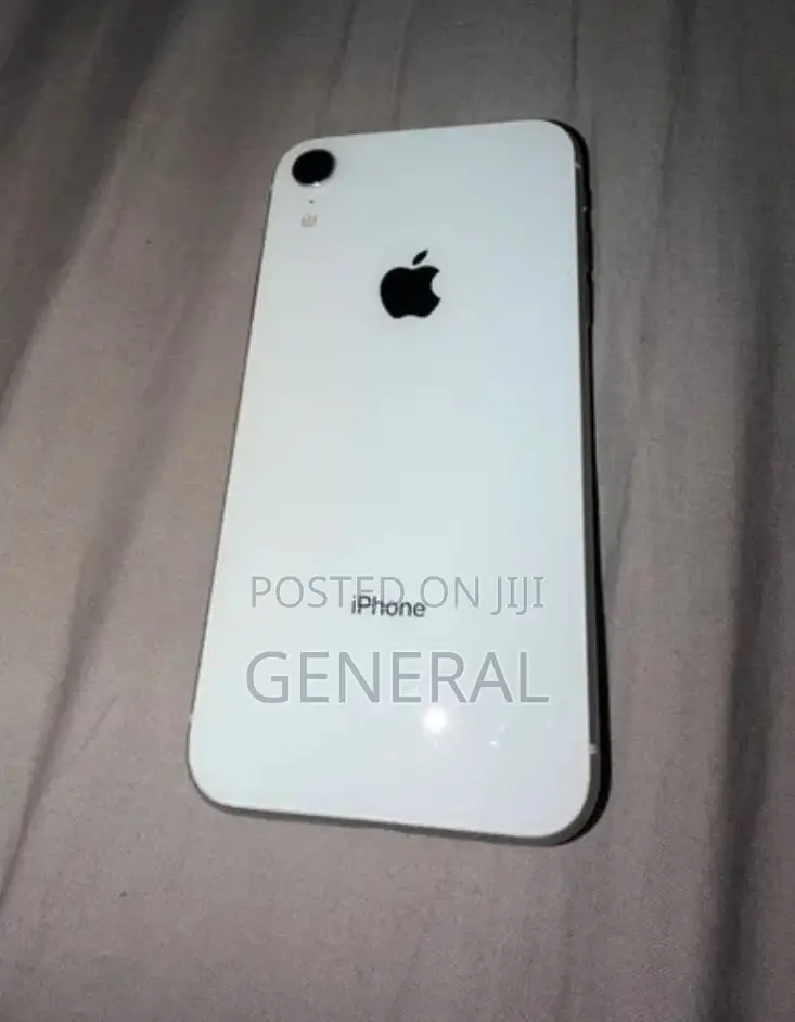Apple iPhone XR 64 GB White