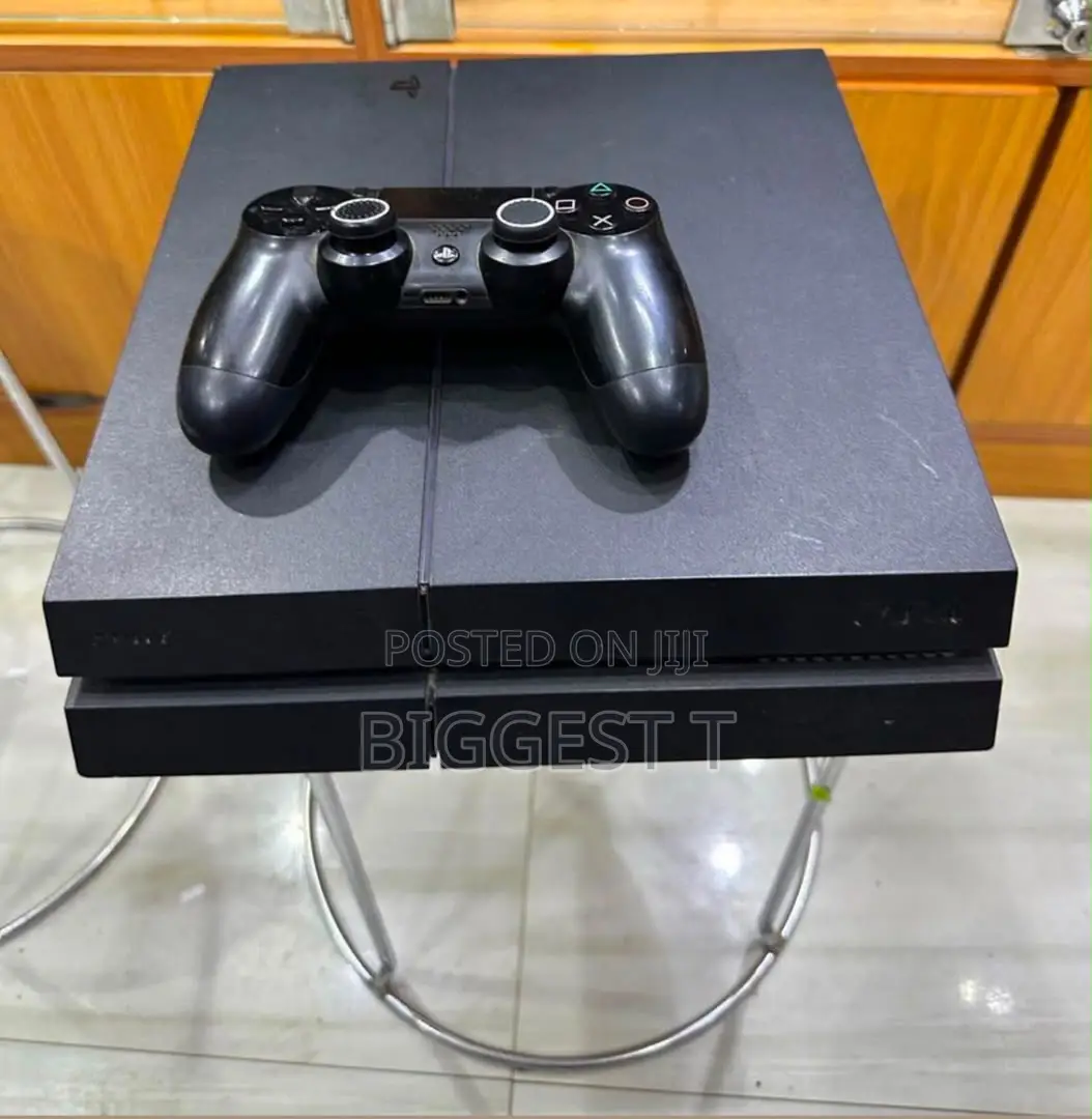 Play Station (PS4)