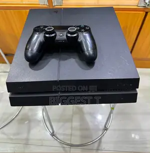 Play Station (PS4)